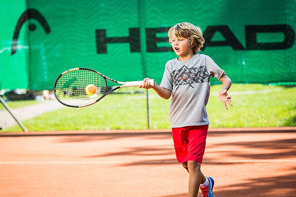 <b>Tenniscamp-Hotel-Post-Bezau-Kids-Training.jpg